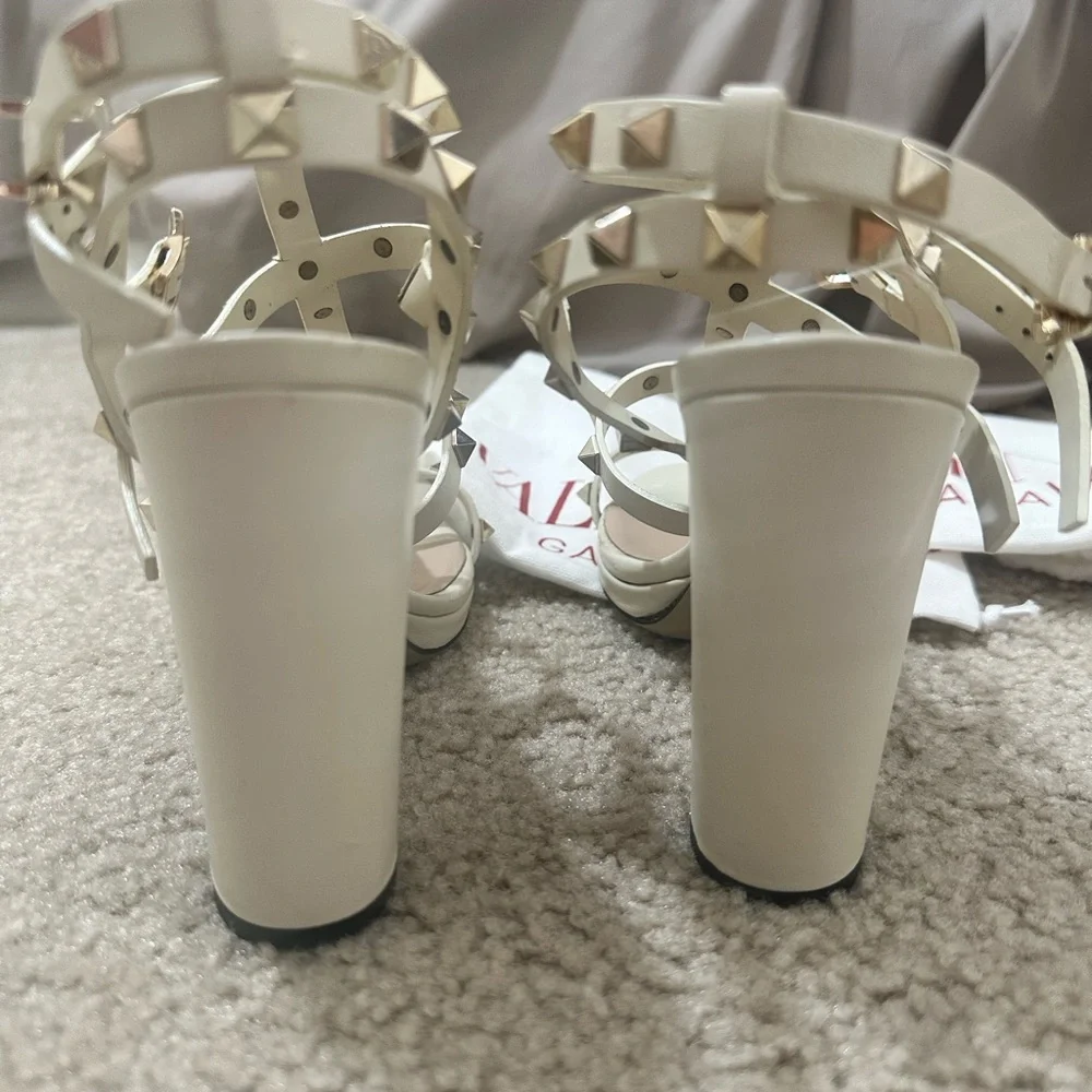 Valentino Cream Rockstud Strappy High Heel Sandals - Picture 6 of 10